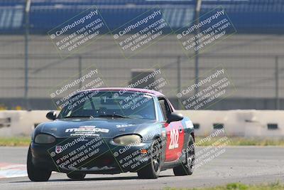 media/Jun-11-2022-Nasa (Sat) [[274fd8f6f0]]/QUALIFYING RACE GROUP B/